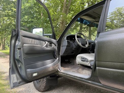 Used 1996 Toyota Land Cruiser AWD/4WD image 17