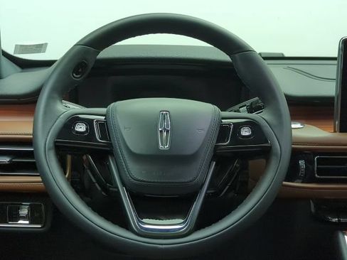 Used 2024 Lincoln Aviator Reserve w/ Equipment Group 201A AWD/4WD image 22