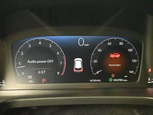Used 2026 Honda Pilot Elite image 11