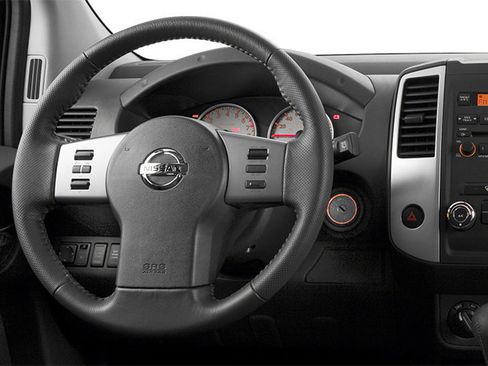 Used 2014 Nissan Xterra S AWD/4WD image 9