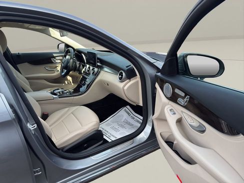 Used 2016 Mercedes-Benz C 300 4MATIC Sedan image 27