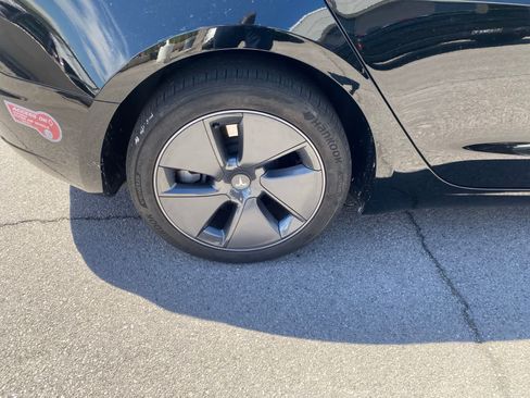 Used 2023 Tesla Model 3 Standard Range RWD image 5