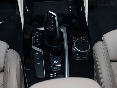 Used 2021 BMW X4 M40i w/ Executive Package image 31