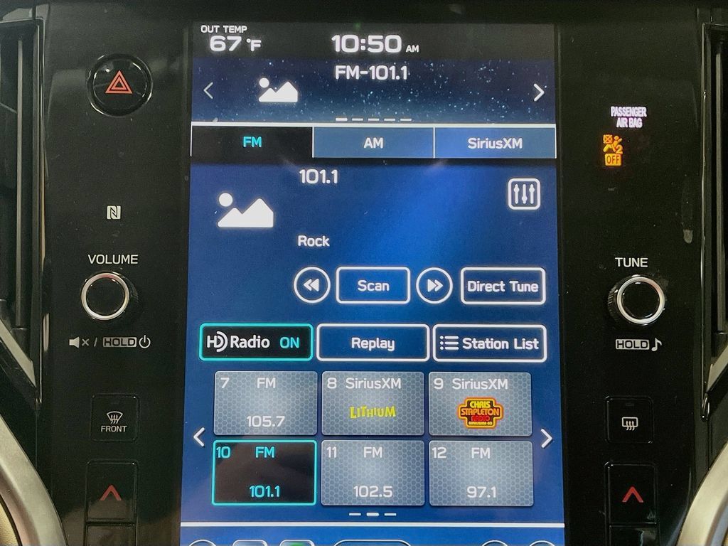 Used 2025 Subaru Outback Limited AWD/4WD image 15