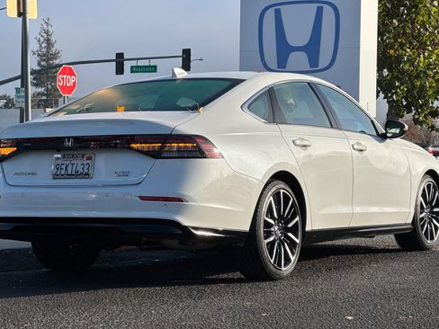 Certified 2023 Honda Accord Touring image 8