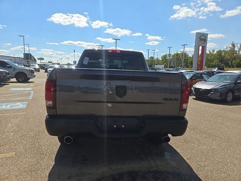 Used 2019 RAM 1500 Classic Warlock image 6