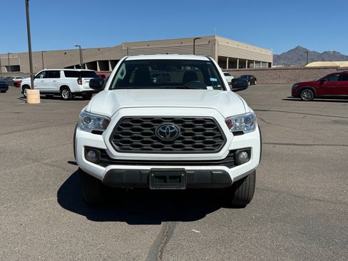 Used 2023 Toyota Tacoma SR image 2