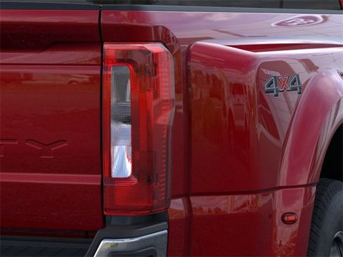 New 2026 Ford F350 XLT image 21