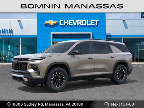 New 2026 Chevrolet Traverse Z71 w/ Enhanced Driving Package AWD/4WD image 3