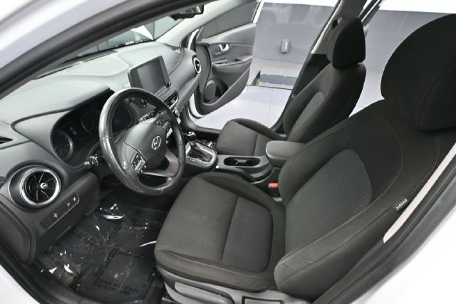 Used 2022 Hyundai Kona SEL w/ Convenience Package FWD image 16