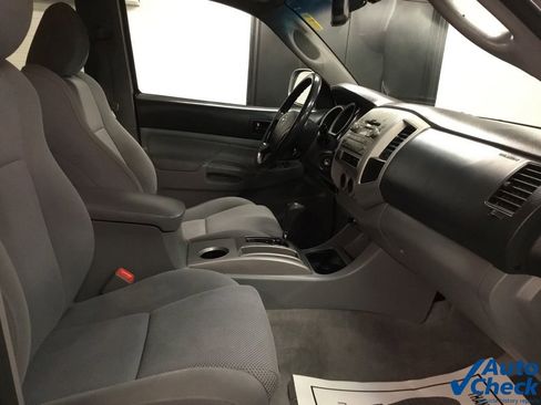 Used 2011 Toyota Tacoma 4x4 Double Cab w/ TRD Sport Pkg image 33