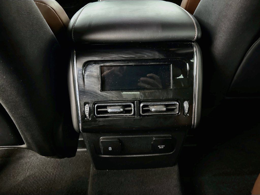 Used 2022 Lincoln Aviator Reserve w/ Equipment Group 201A RWD image 26