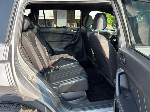 Used 2023 Volkswagen Tiguan SE R-Line AWD/4WD image 50
