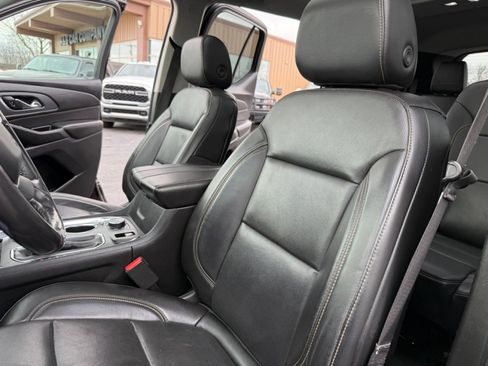 Used 2019 Chevrolet Traverse Premier image 17