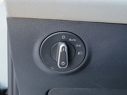 New 2026 Volkswagen Taos S FWD image 21
