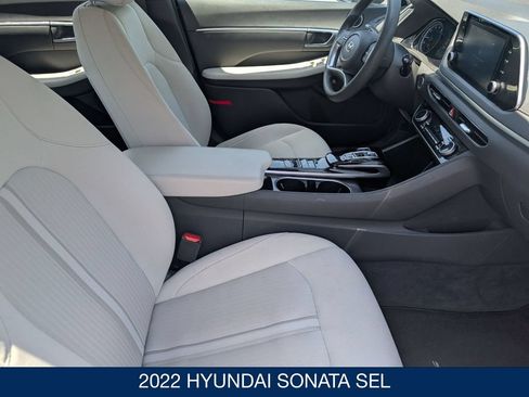 Certified 2022 Hyundai Sonata SEL w/ Preferred Accessory Package FWD image 30