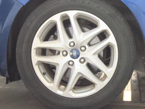 Used 2016 Ford Fusion SE image 5