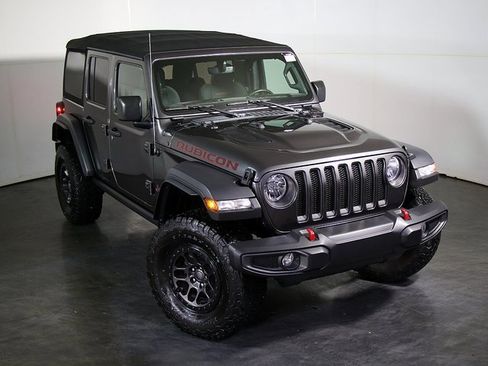 Used 2022 Jeep Wrangler Unlimited Rubicon w/ Xtreme Recon 35" Tire Package image 7