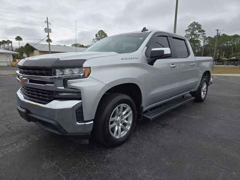 Used 2020 Chevrolet Silverado 1500 LT w/ All-Star Edition image 9