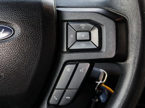 Used 2018 Ford F150 XLT w/ XTR Package image 24