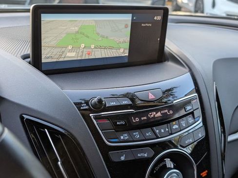 Certified 2024 Acura RDX w/ Technology Package image 28