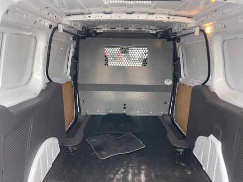 Used 2020 Ford Transit Connect XLT image 15