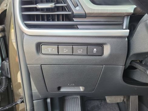 Used 2024 Kia Telluride EX FWD image 23
