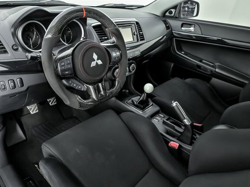 Used 2014 Mitsubishi Lancer Evolution GSR image 19