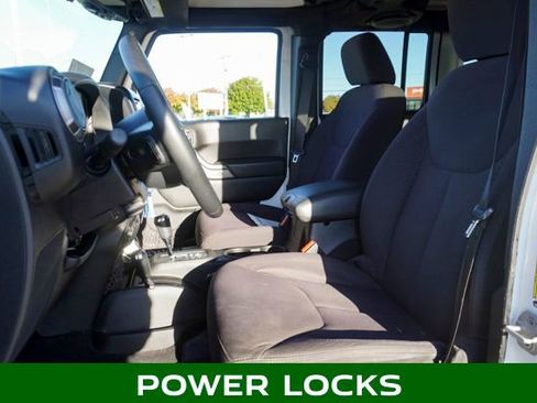 Used 2013 Jeep Wrangler Unlimited Sport image 12