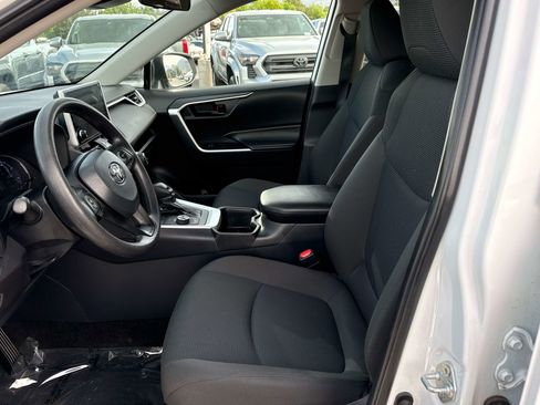 Used 2025 Toyota RAV4 LE image 11
