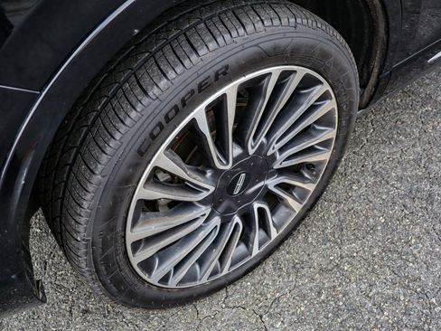 Used 2022 Lincoln Corsair AWD w/ Premium Package image 45