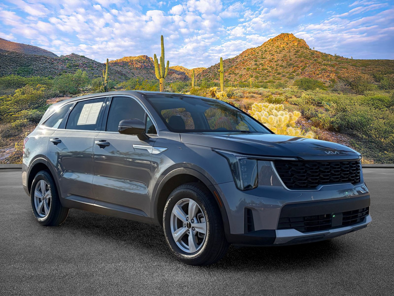 Certified 2025 Kia Sorento LX FWD image 9