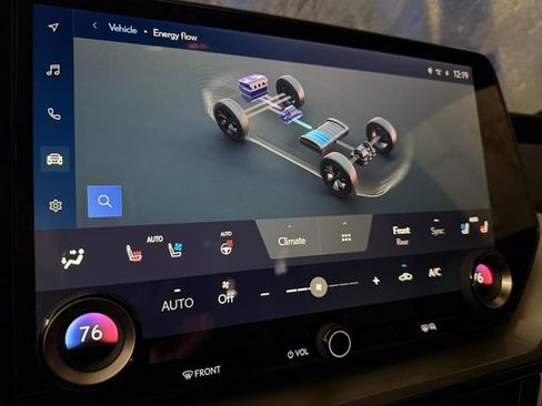 Certified 2026 Lexus TX 500h AWD w/ Technology Package image 15