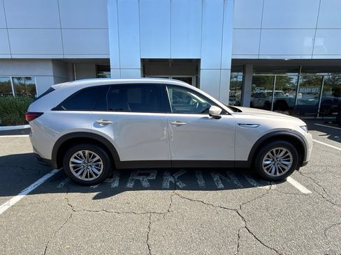 Used 2025 MAZDA CX-90 3.3 Turbo w/ Preferred Package AWD/4WD image 2