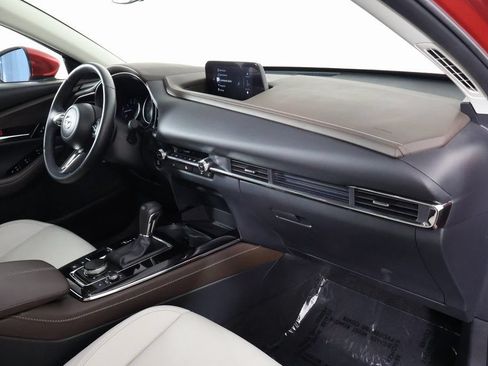 Used 2025 MAZDA CX-30 AWD 2.5 S w/ Premium Package image 9