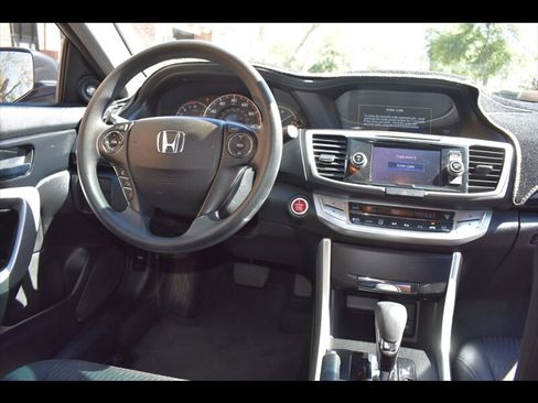 Used 2013 Honda Accord EX image 28