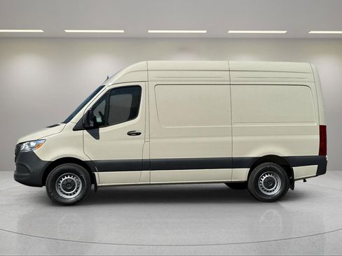 New 2025 Mercedes-Benz Sprinter 2500 image 7