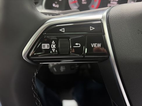 Used 2024 Audi A7 3.0T Premium Plus image 16