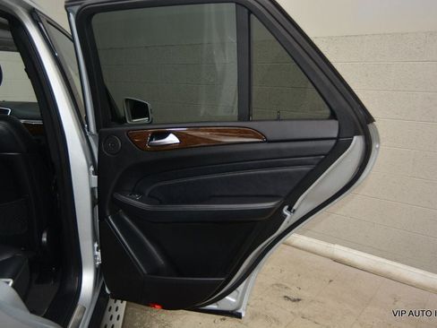 Used 2012 Mercedes-Benz ML 350 BlueTEC 4MATIC image 10
