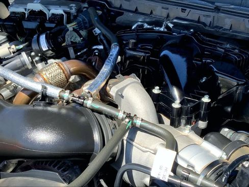 Used 2018 Ford F250 XLT w/ XLT Premium Package image 32