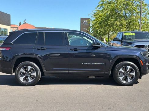 Used 2024 Jeep Grand Cherokee Limited 4xe AWD/4WD image 3