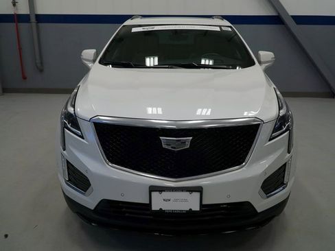 Certified 2022 Cadillac XT5 Sportv w/ Technology Package image 8