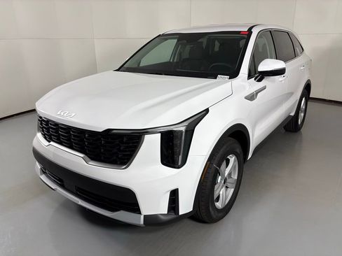 New 2026 Kia Sorento LX image 4