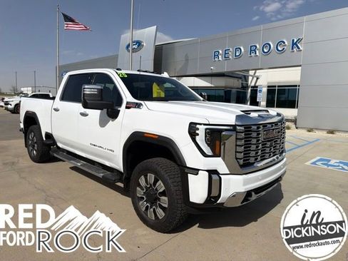 Used 2025 GMC Sierra 3500 Denali w/ Technology Package AWD/4WD image 1