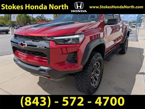 Used 2024 Chevrolet Colorado ZR2 w/ ZR2 Convenience Package III AWD/4WD image 9