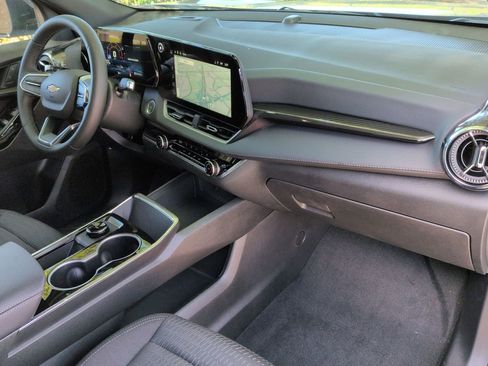 New 2026 Chevrolet Equinox LT w/ Safety and Technology Package image 26