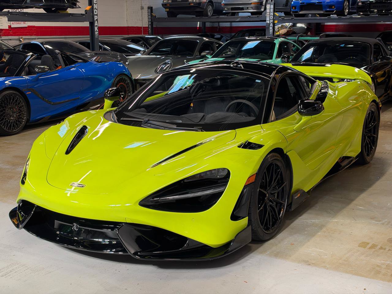 Used 2021 McLaren 765LT RWD image 14