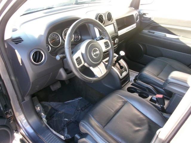 Used 2016 Jeep Compass High Altitude AWD/4WD image 9