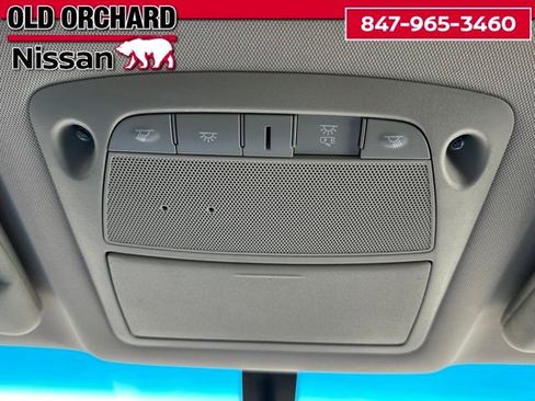 Used 2014 Nissan Pathfinder S image 16