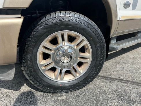 Used 2011 Ford F250 King Ranch w/ King Ranch w/Chrome Pkg image 40